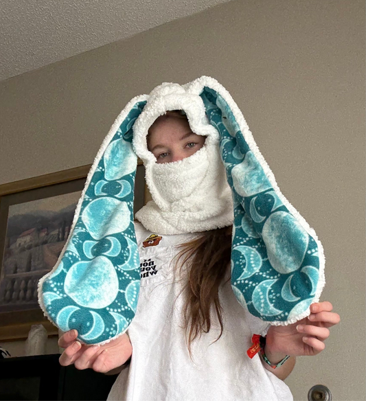 white moon bunny